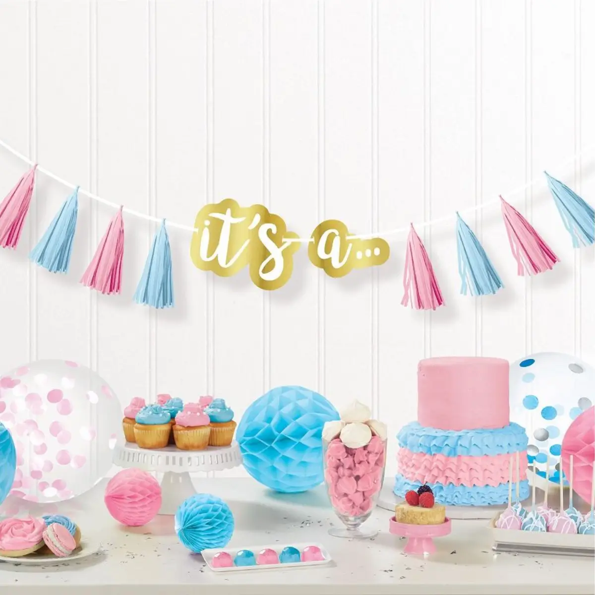 Γιρλαντα με φουντες για gender reveal Γιρλαντα με φουντες για gender reveal